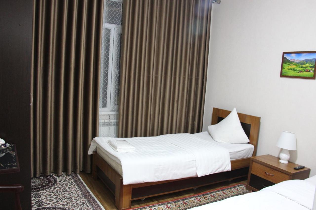 Hotel Avesto Tashkent Luaran gambar
